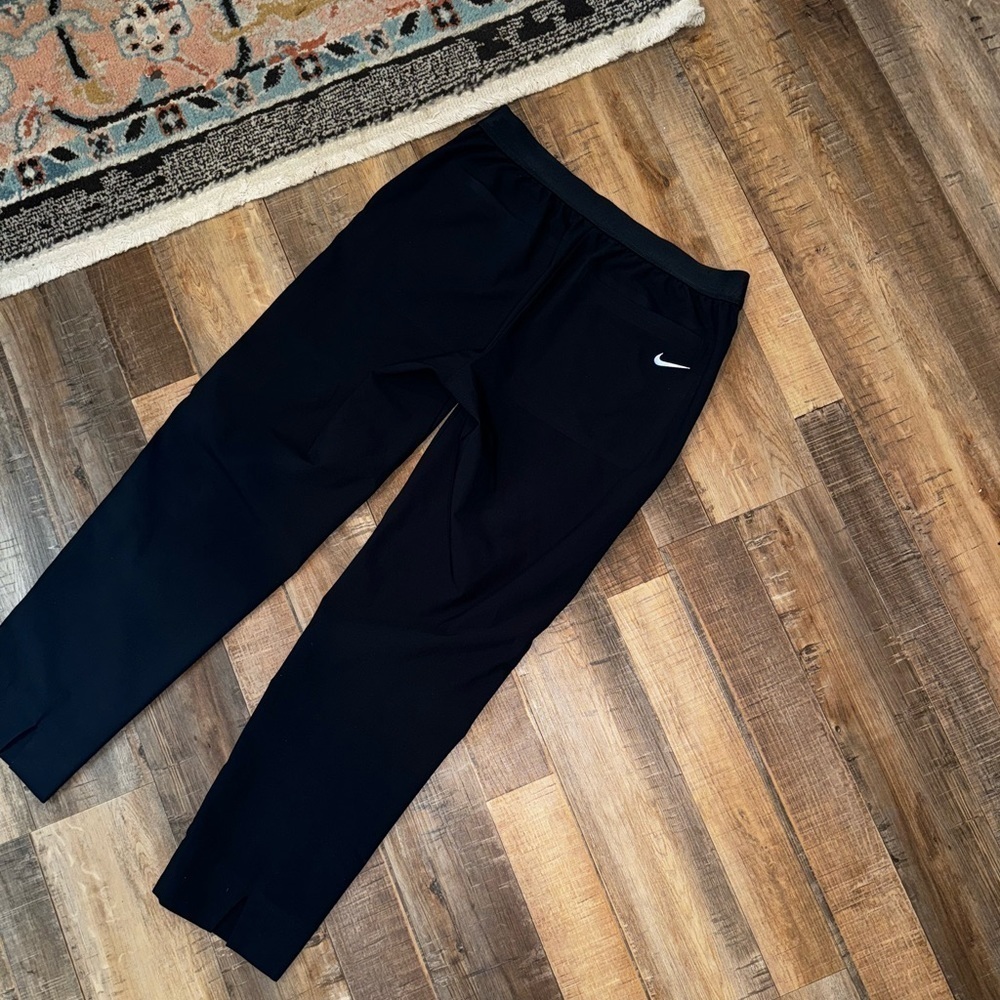 Nike Golf DriFit Women’s Dark Blue Pull On Cropped Golfing Pants with Pockets XS